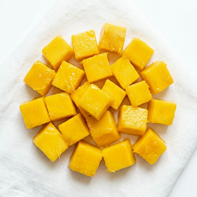 Fresh Mango Fruit - ingredient in Pieces Mango